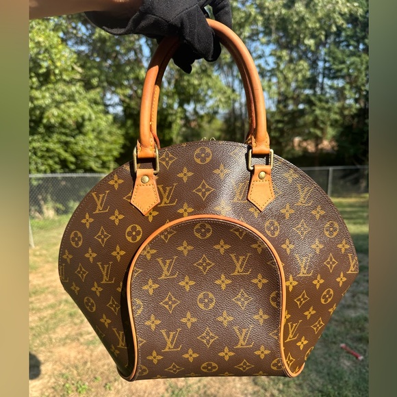 Louis Vuitton Ellipse MM Handbag w/ COA MI0958 Monogram Canvas Preloved - Picture 1 of 13